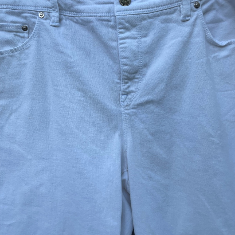 Chico’s So Slimming Girlfriend Crop White jeans size 2 - Picture 2 of 5